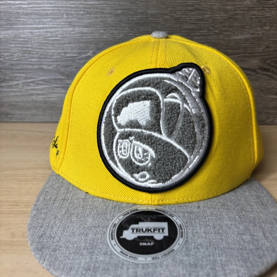 Boné Trukfit Snap Back Patch Feelin Spacey bordado gráfico masculino - Imagem 2 de 4
