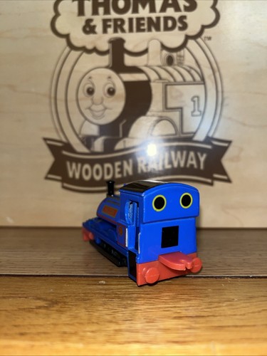 FLACON! THOMAS FRIENDS ZUG ERTL DIECAST (Sir Handel) UK EXKLUSIV 2001 - Bild 4 von 7