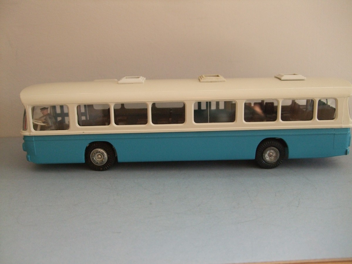 ミニカー TEKNO SCANIA CR-76 BUS Tekno Scania CR-76 Bus. MISSING A WHEEL | eBay