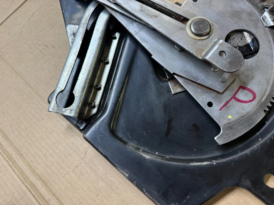 87-93 福特野马可转换调节器四分之一窗电机臂动力右手原始设备制造商 — 第 3/4 张图片