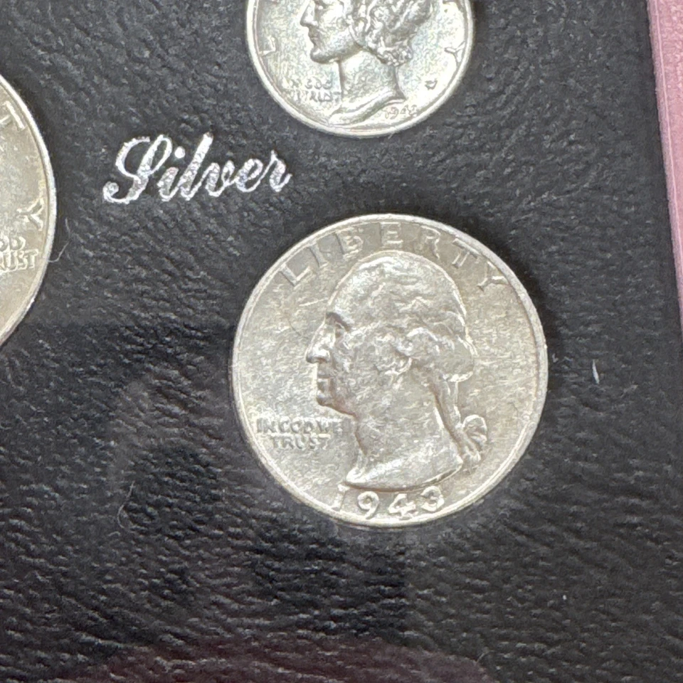 1943  US Coin Set 90% Silver Mint In a Genuine Govermnent HOLDER - Image 4 of 4