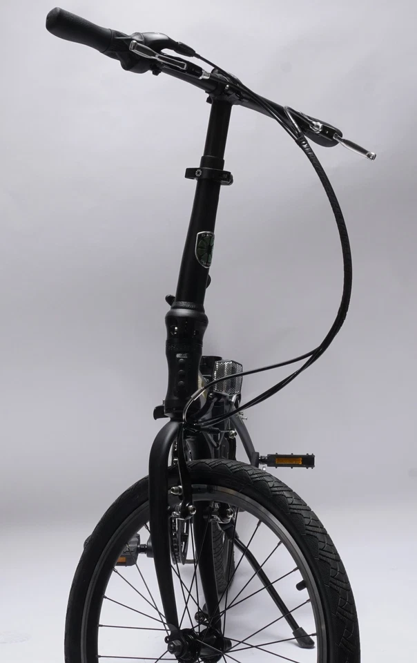 Dahon HIT D6 20-inch Folding Bike (Black) - Image 2 of 4