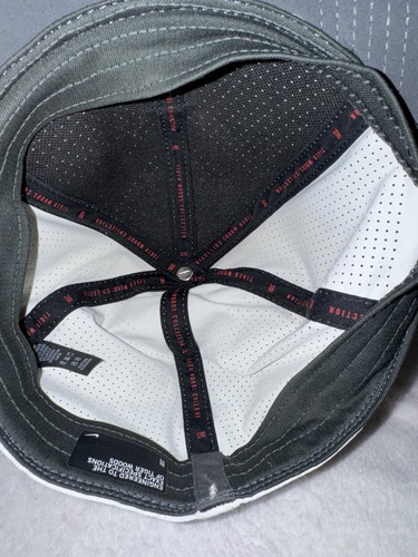 Tiger Woods Hat Cap Fitted M/L White Nike Dri Fit Logo Performance Golf Golfer - Picture 6 of 9