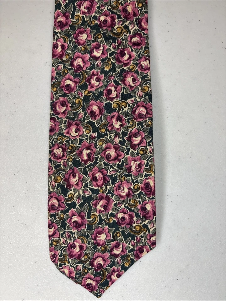 Corbata Floral Hombre Aeropostale Foto 2 de 4