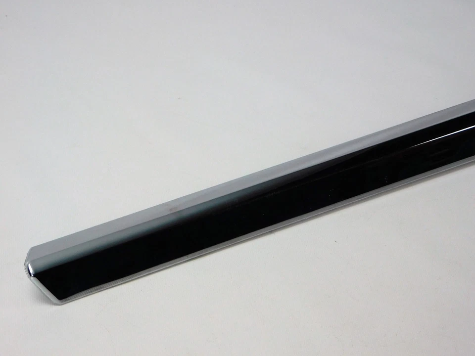 Moldura puerta delantera cromada derecha derecha OEM Cadillac Escalade 2007-2014 ✅ Foto 2 de 4