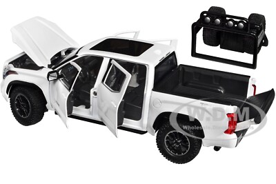 2023 TOYOTA TUNDRA TRD 4X4 PICKUP WHITE W/WHEEL RACK 1/24 DIECAST