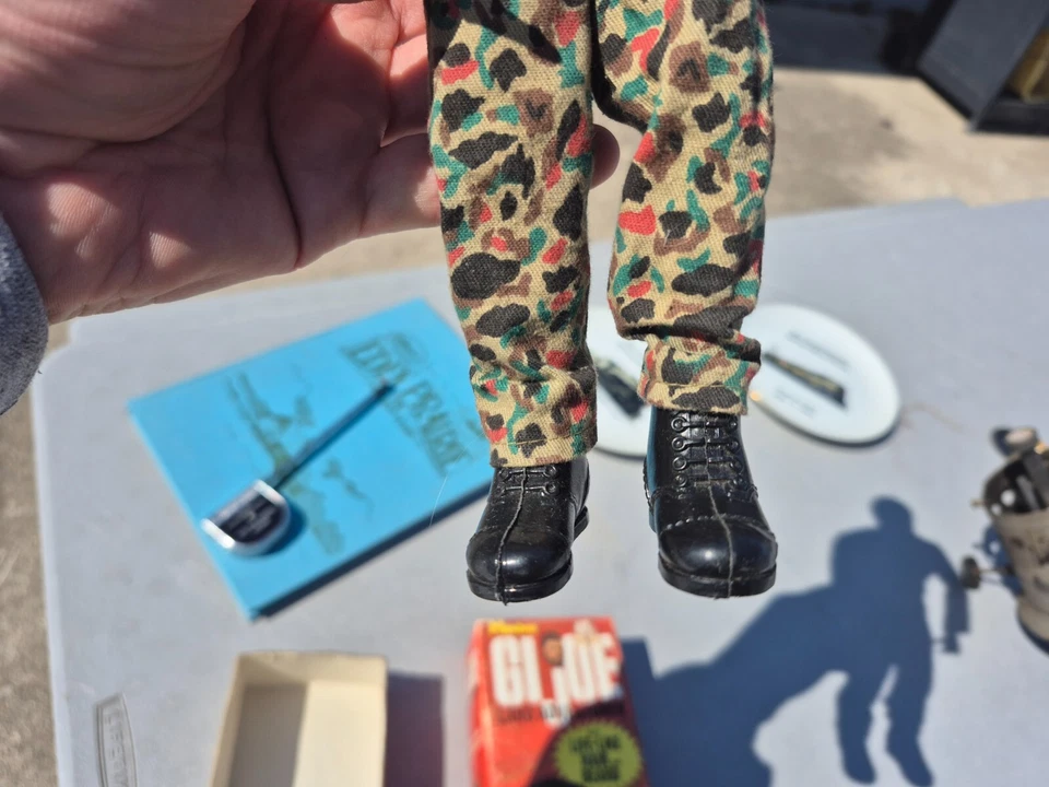 Vintage 1964 G. I  Joe GI Joe Land Adventurer w/ Necklace & Original Box Nice! - Image 4 of 4