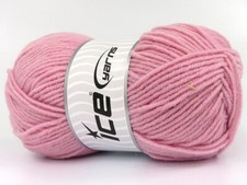 4-Skein Lot Favorite Wool Yarn 4x100g/210m Pink