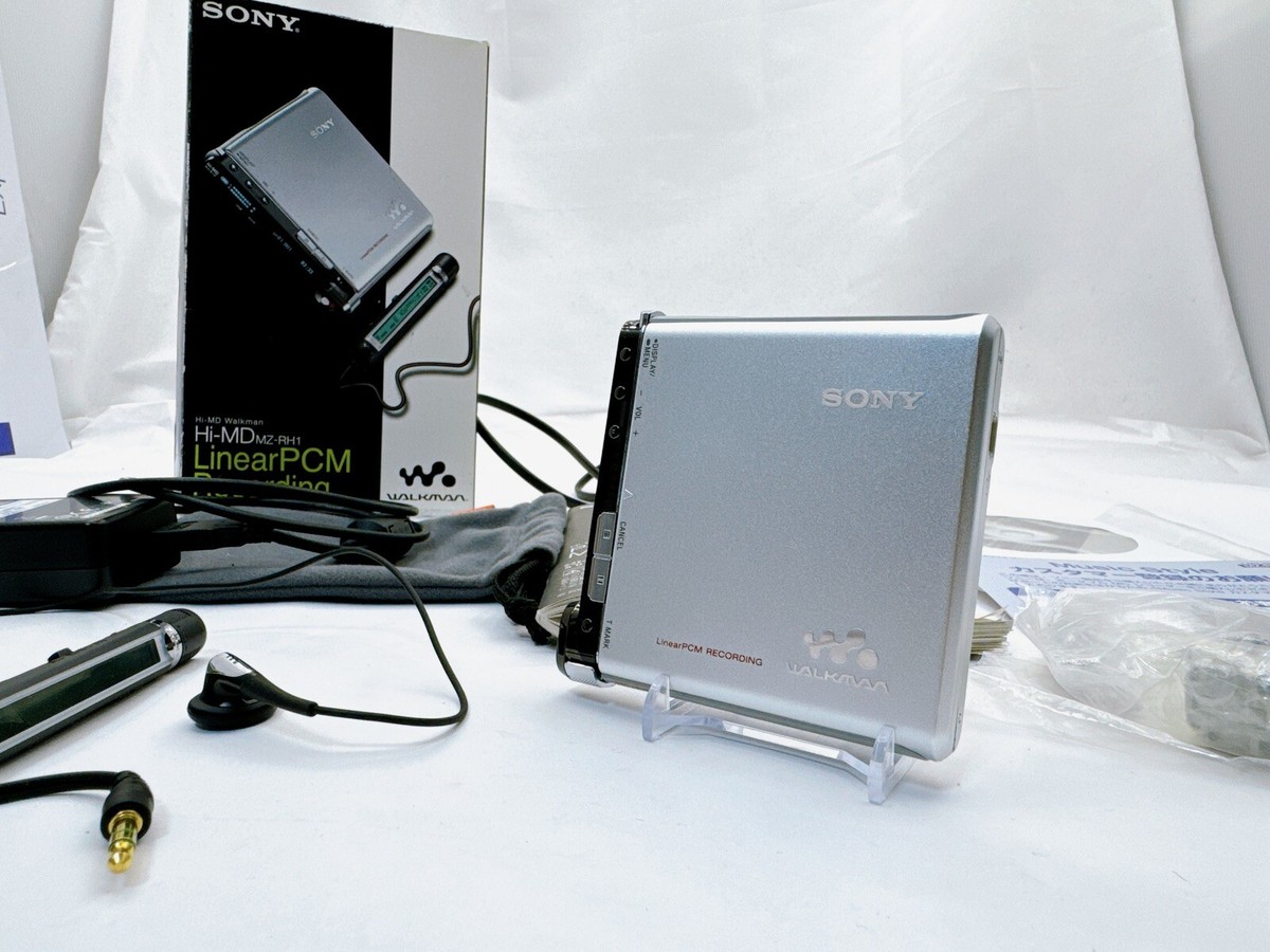 SONY MZ-RH1 Walkman Hi-MD MiniDisc Recorder/Player Silver SONY MZ-RH1 Walkman Hi-MD MiniDisc Recorder/Player Silver