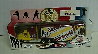 1995 Matchbox NFL Team  Semi-Truck Washington Redskins w/box AUCT#6554