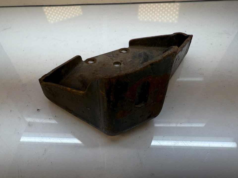 Suporte de montagem de motor OEM GM 1961 1962 1963 CHEVY Corvair 61 62 63 B13-8 - Imagem 3 de 4