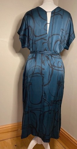 Beautiful Jigsaw Dark Blue And Black Silk Dress. Size 8 ( Generous Sizing) - Picture 3 of 9