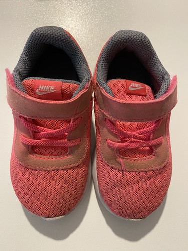 NIKE TANJUN (TDV) 6c PINK/WHITE NR. 22 SCARPE BAMBINA USATE BUONE  CONDIZIONI !! | eBay