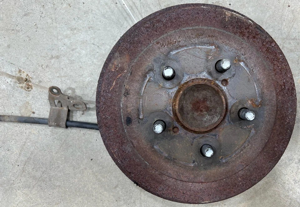 03-08 Buje y cojinete de rueda trasera Toyota Corolla lado izquierdo o derecho sin ABS OEM Foto 3 de 3