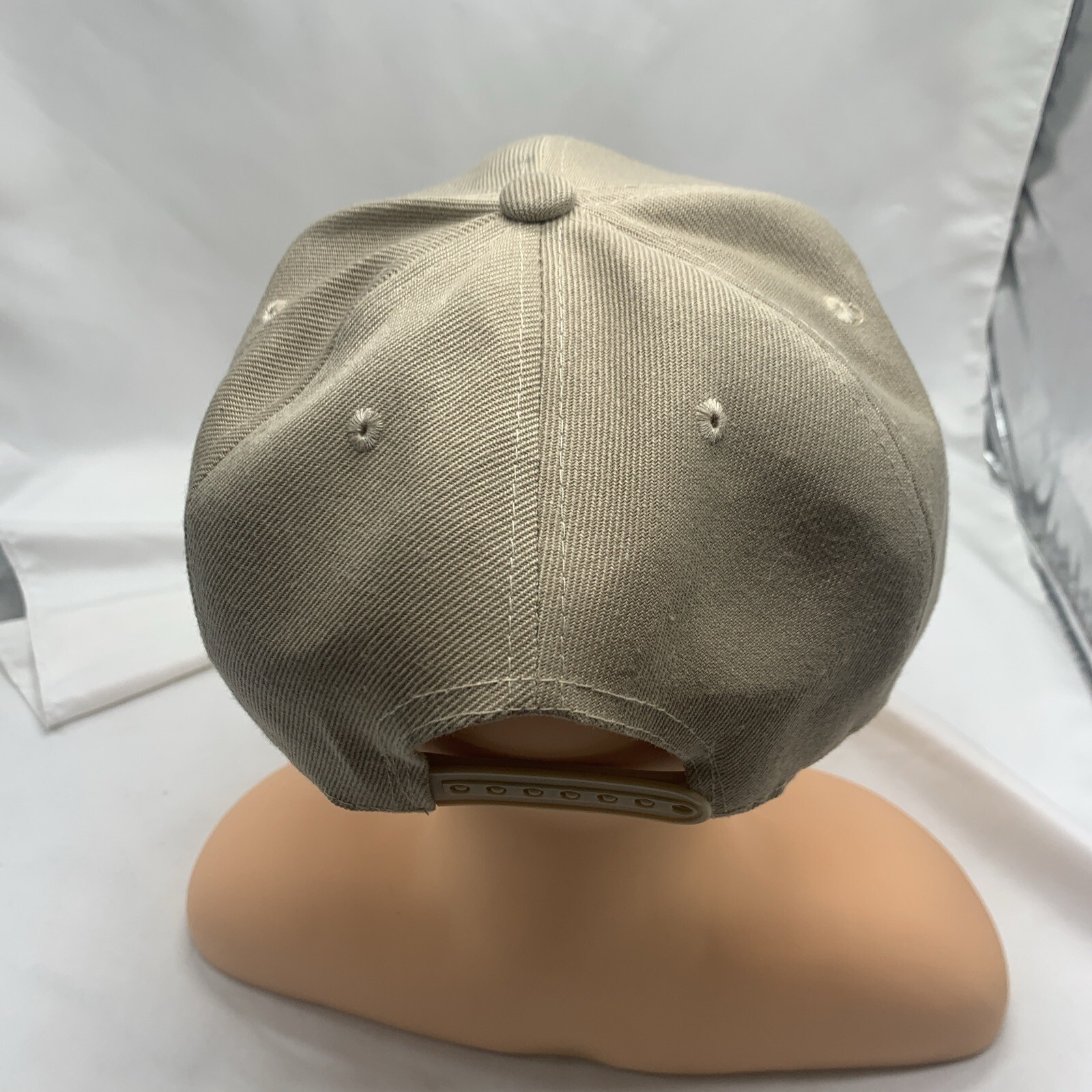 Cappello Polo Ralph Lauren marrone chiaro con logo blu pony ricamato regolabile