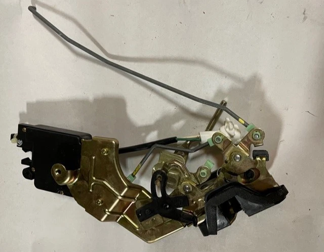 适合 1995 - 1997 PONTIAC GEO FIREFLY 地铁锁 RR S/D 30018637 - 全新原始设备制造商 — 第 2/2 张图片