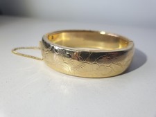 Vintage Beautiful Rolled GOLD BANGLE BRACELET