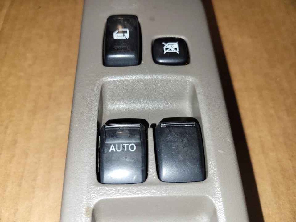 2001-2007 TOYOTA HIGHLANDER MASTER INTERRUPTOR DE JANELA DE ENERGIA MARROM CLARO 84040-48120 - Imagem 4 de 4