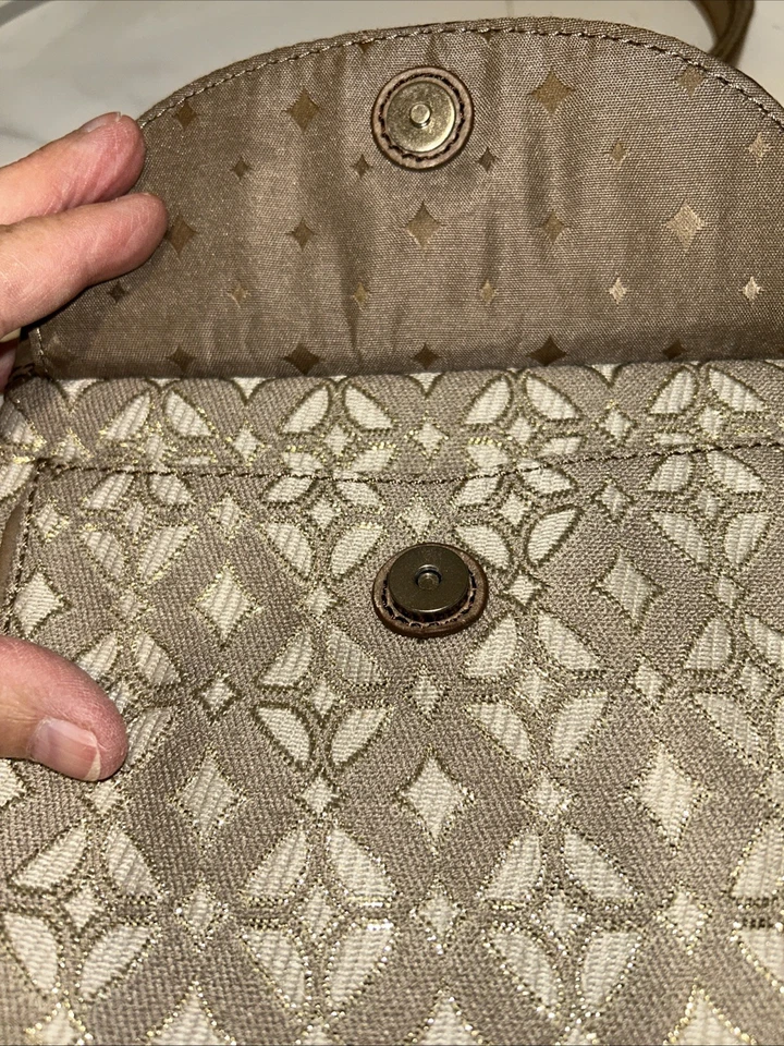 Bandolera ajustable Fossil para mujer color tostado, dorado y marrón claro excelente estado Foto 3 de 4