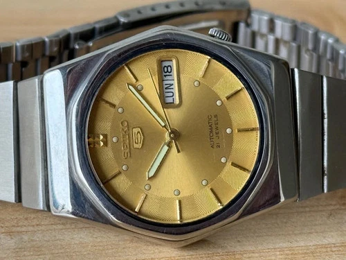 Vintage Seiko 5 Automatic 6319-8120 Mens Watch For Spares or Repair NJ-461