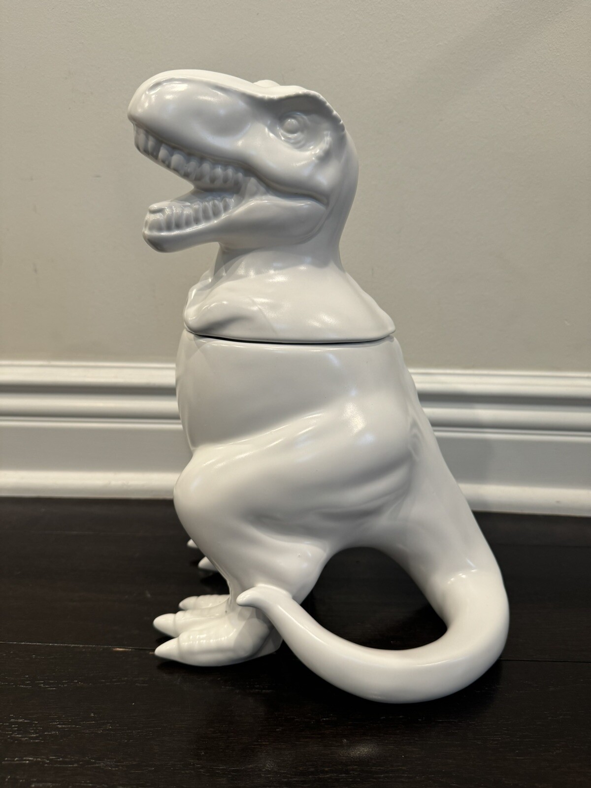 Picture 1 of 20
