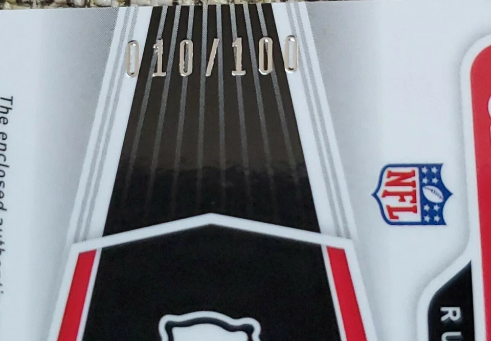 2020 Panini Obsidian Volcanic Silver Holo Etch Clyde Edwards-Helaire /100 RC - Image 2 of 2