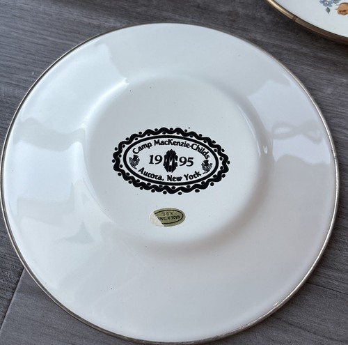 Camp MACKENZIE CHILDS Set Of 13 Saucer Plates 6” Cream Roses 1995 Enamel Floral - Picture 4 of 9