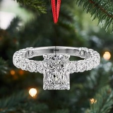 Stunning 2 carat engagement ring NWOT