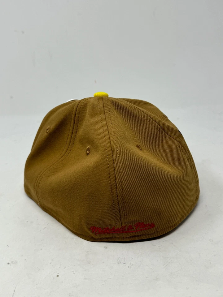 2023 Topps Chrome Mitchell And Ness New York Yankees Fitted Hat 7 1/8 With Pin - Image 2 of 3