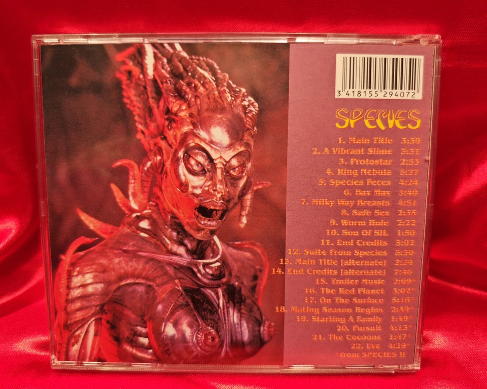 CHRISTOPHER YOUNG - "SPECIES" rare SOLD OUT Sci-Fi Horror Score OST CD - Bild 3 von 3