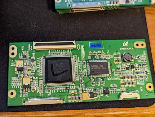 Samsung LTM240M2 240M2C4LV2.4 T-CON Board - 第 1/1 張圖片