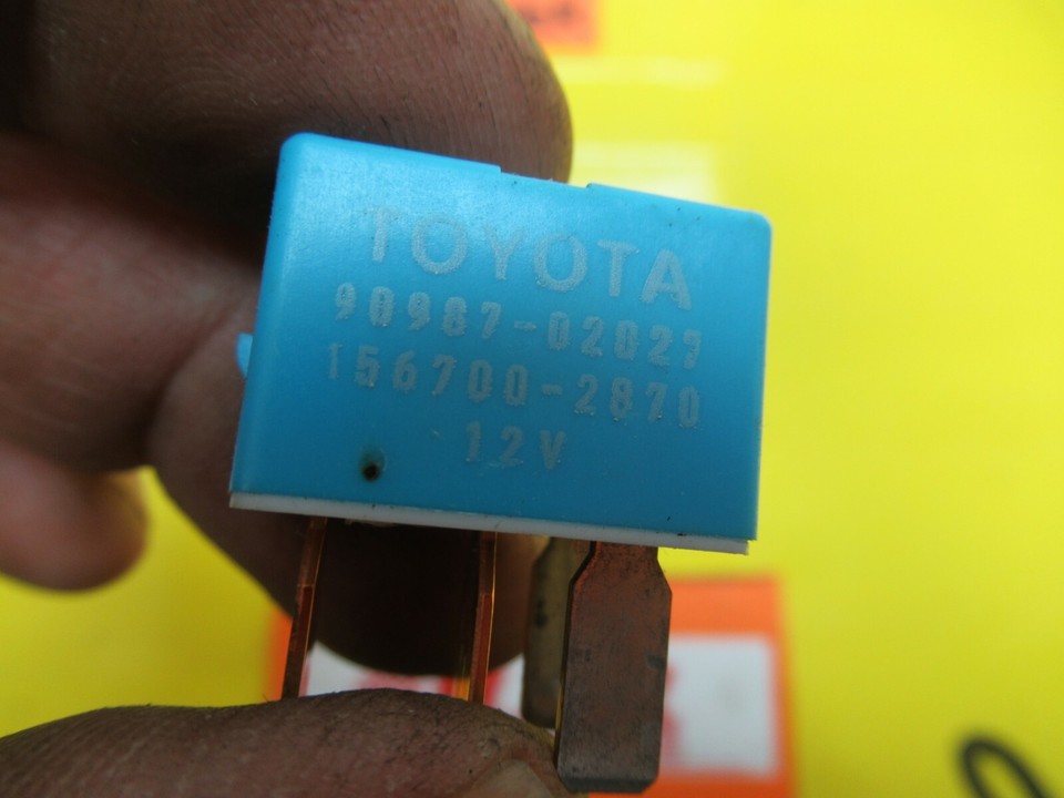 RELAY FUSE BOX BLUE COOLING FAN for TOYOTA SCION 00 01 02 03 04 05 06