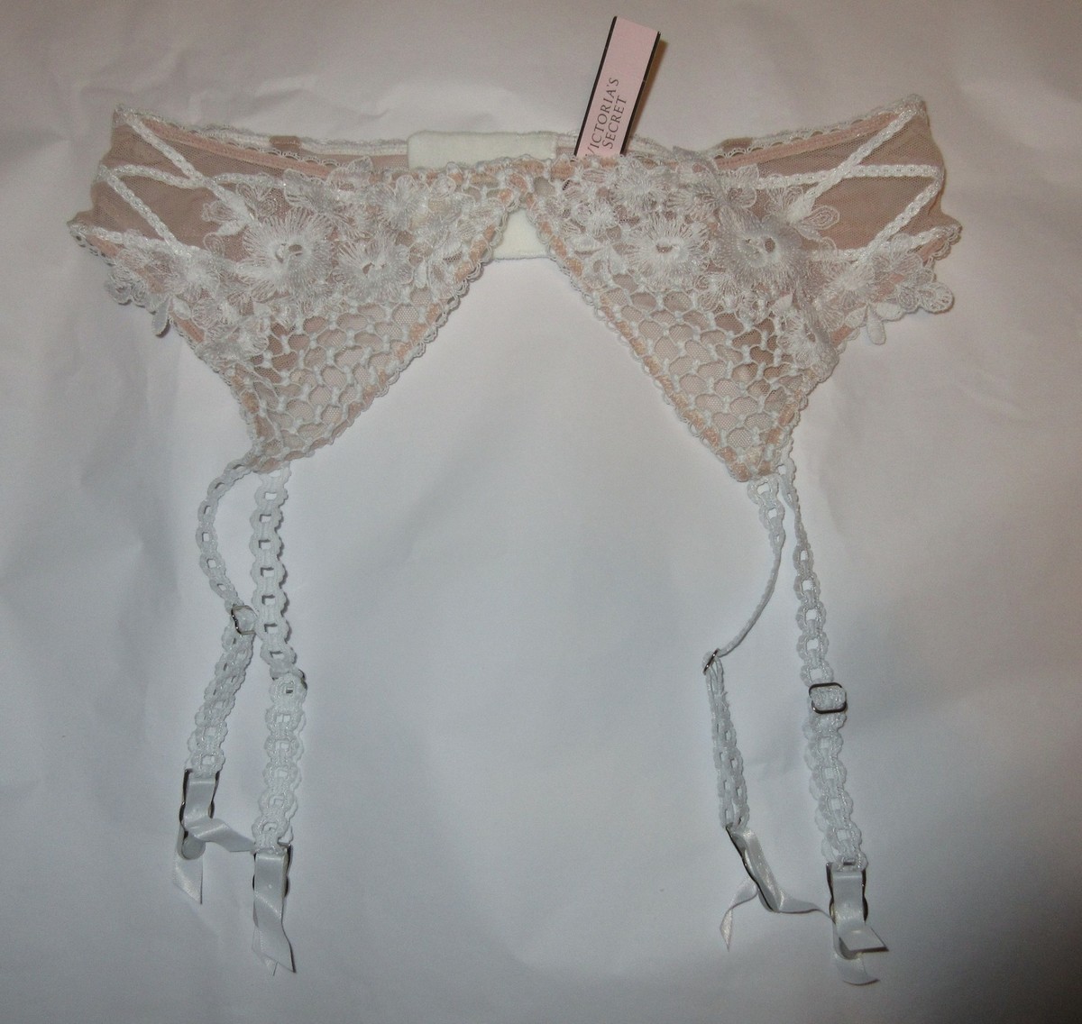 Spring 2016 ~ White Emb/Nude Lined VICTORIA'S SECRET Garter Belt ~ NWT!  XS/Small