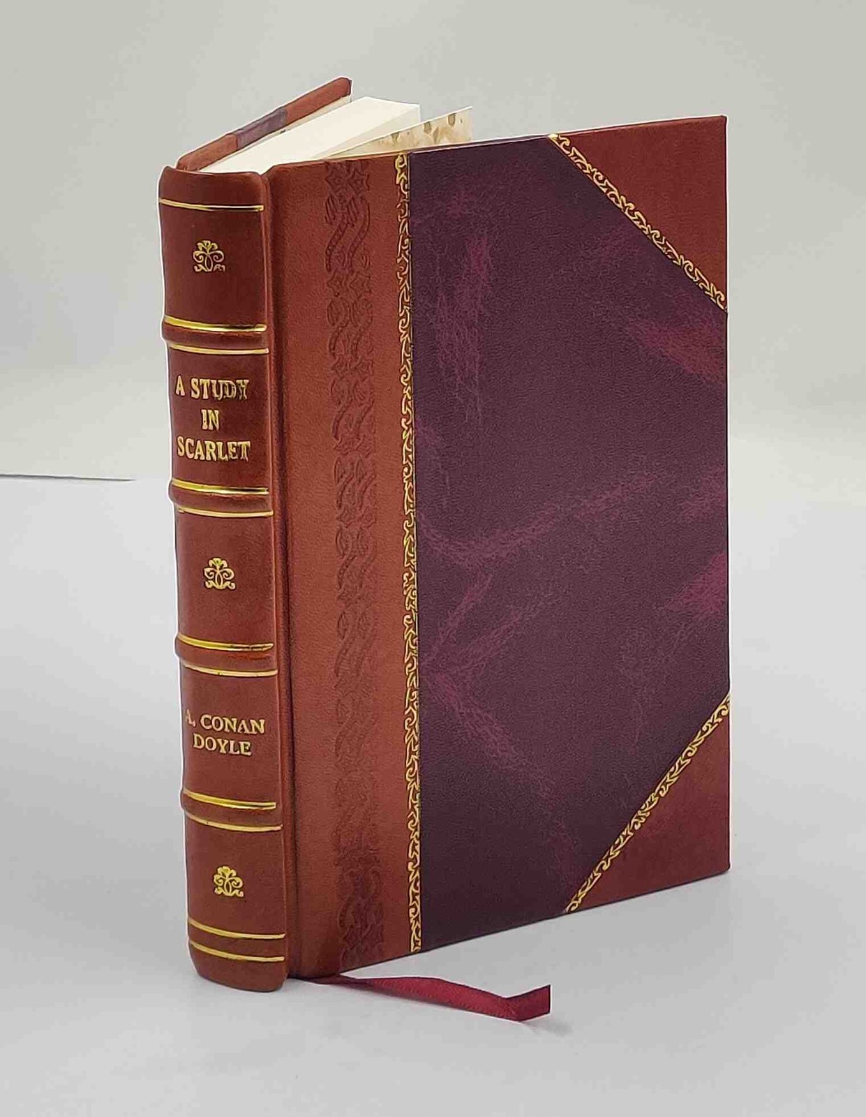 A study in scarlet. 2812 1892 by Doyle, Arthur Conan [Leather Bound]