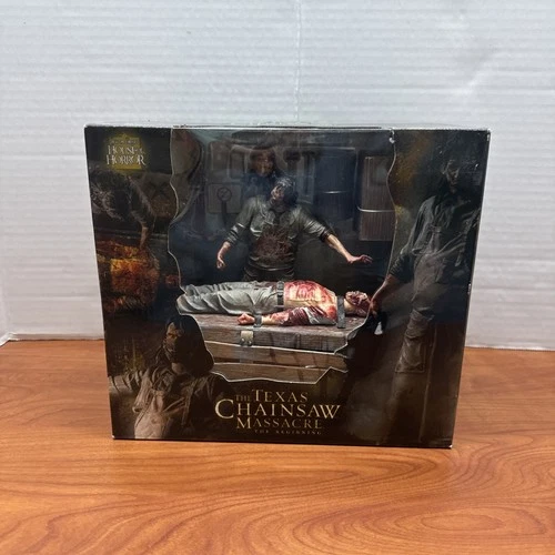 Texas Chainsaw Massacre The Beginning House of Horror Box Set NECA *NEW IN BOX* - product listing photo