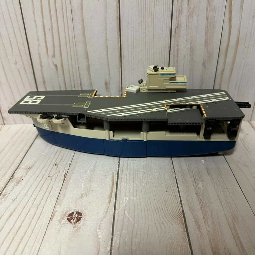 Juego de 2 Micro Máquinas de Acción Portaaviones de Colección Rojo Azul Foto 3 de 4