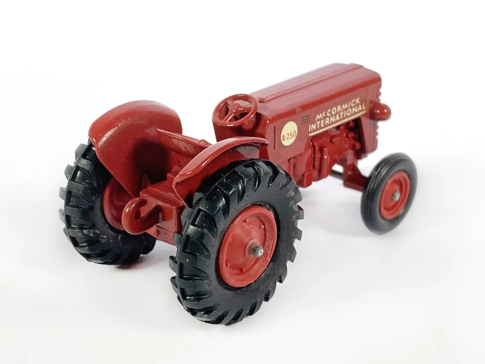 Lotto 8171 Matchbox Kingsize K-4 International Trattore Mc Cormick in confezione originale - Immagine 3 di 4