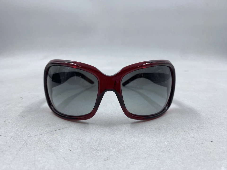 Gafas de sol Burberry rojas degradadas cuadradas de gran tamaño Foto 2 de 4