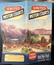 1942 United Motor Courts Travel Brochure Guide Color Vintage Booklet