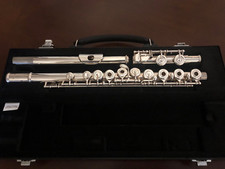 Pre-Owned Yamaha YFL-262 Open Hole C-Foot Student Flute