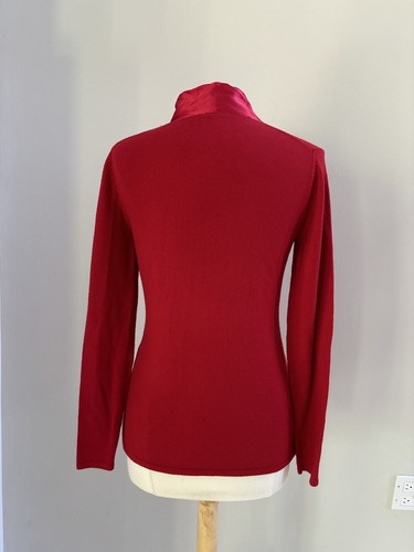 NEW J. PETERMAN Women’s Sweater Red Wool Blend Silk Ribbon Scarf Size XS - Picture 4 of 5