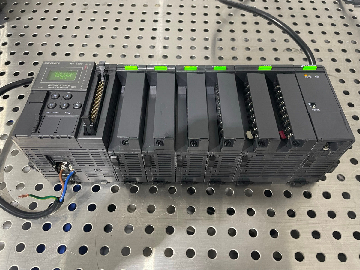 Keyence KV-3000 with KVB16XC KVB16RC KV-AD40V KV-DA40V KV Keyence KV-3000 with KVB16XC KVB16RC KV-AD40V KV-DA40V KV