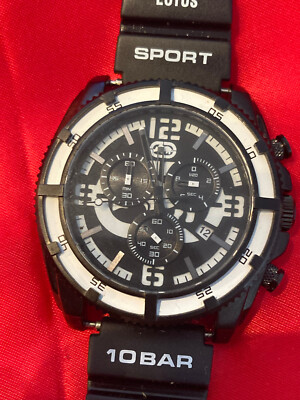 pre owned Swiss made quartz watch Mens by Mark Ecko 30 m water resistant