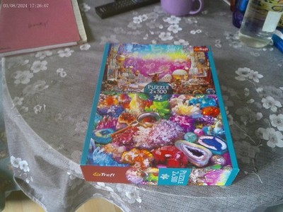 Trefl Puzzle ''Kosmos und Kristalle'', 2 x 500 Teile, komplett