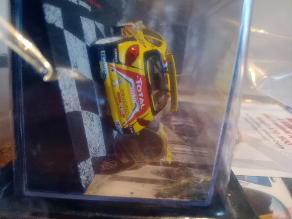 Le LEGGENDE del RALLY 29° Uscita - Peugeot 207 S2000 - Scala 1:43 De Agostini - Immagine 4 di 4