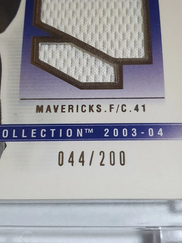 2003 UD Ultimate Collection Дирк Новицки #НАШИВКА /200 Футболка Игрового Ношения - Редкая - Изображение 3 из 4