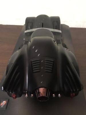 Hot Wheels 1/18 Batmobile Battle Damage Limited Edition box
