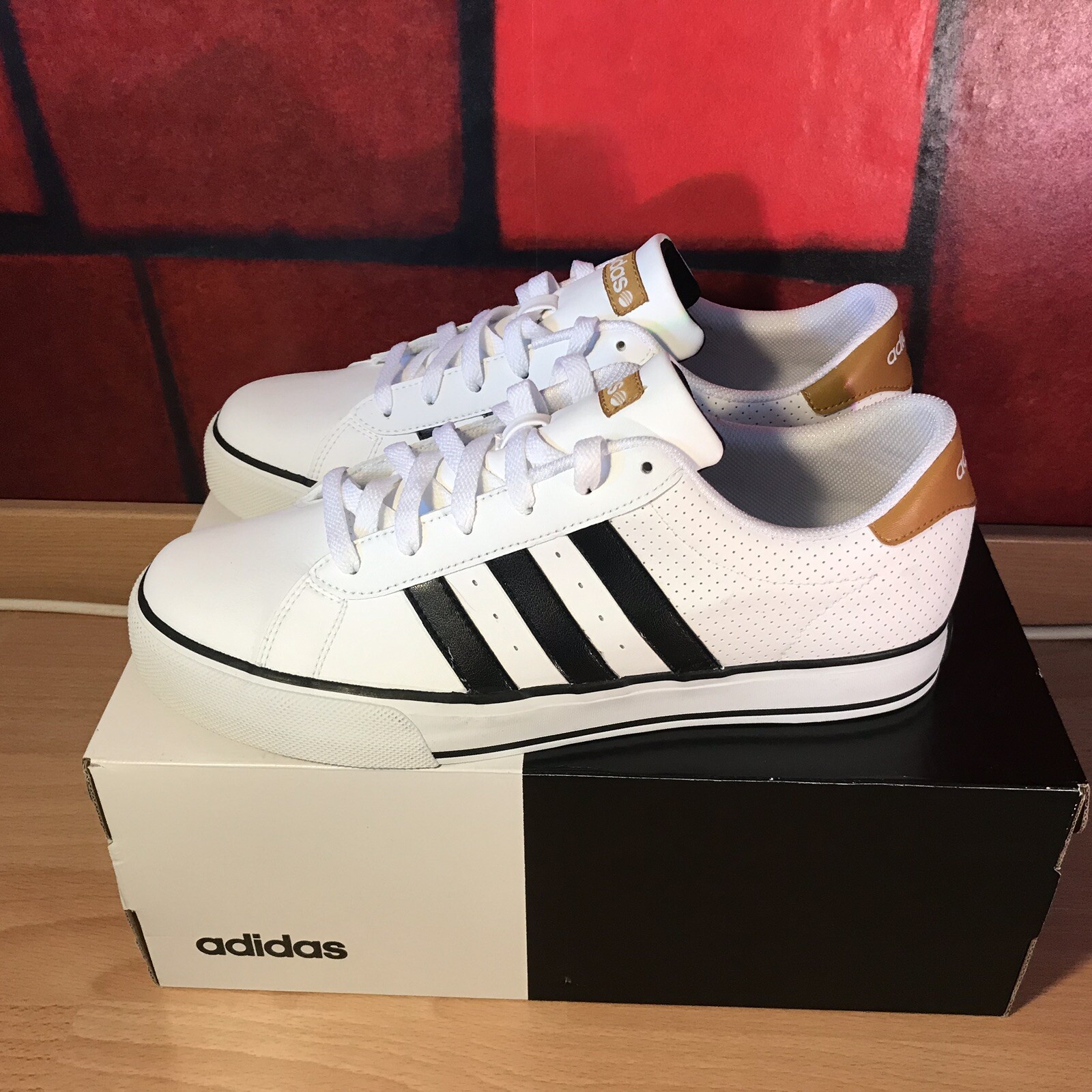Adidas SE Daily Vulc Turnschuhe G31373 (Größe UK9) UK9) UK9 Adidas SE Daily Vulc Turnschuhe G31373 (Größe UK9) UK9) UK9