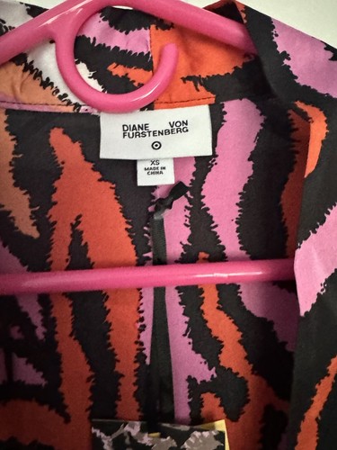 Diane von Furstenberg for Target Women's Satin Disco Zebra XS Robe Pink DVF - Picture 3 of 12