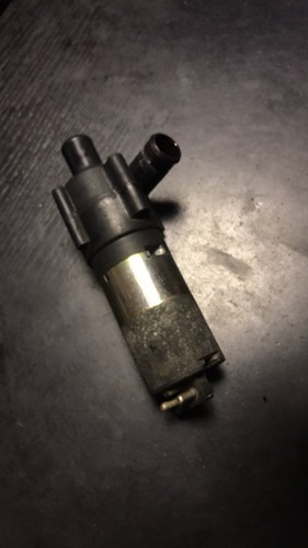 Mercedes W202 W208 Zusatzwasserpumpe 0018351164